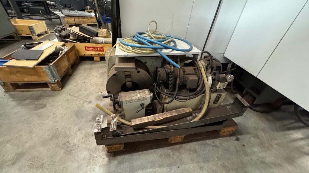 Johnford VMC-1600S pystykeskus 2